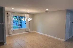 11907 Jennifer Way, Cooper City, FL 33026 - Photo 7