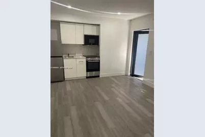 910 SW 8th Ave #D, Miami, FL 33130 - Photo 3