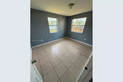 1693 NW 8th Ave #0, Florida City, FL 33034 - Photo 5