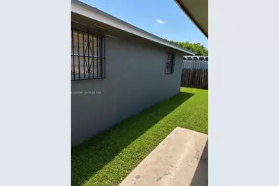 1693 NW 8th Ave #0, Florida City, FL 33034 - Photo 11