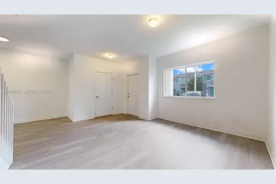 388 NW 12th Pl #388, Florida City, FL 33034 - Photo 5