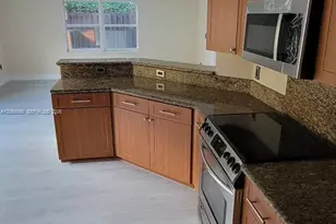 5280 NW 113th Pl, Doral, FL 33178 - Photo 3