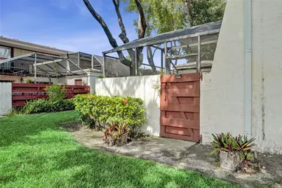 2999 Lakewood Ln, Hollywood, FL 33021 - Photo 53