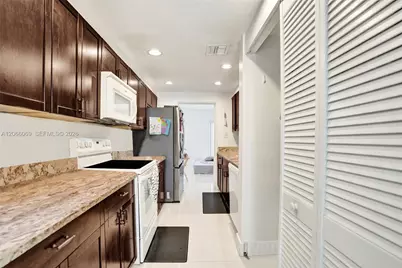 2999 Lakewood Ln, Hollywood, FL 33021 - Photo 45