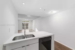185 SE 14th Terrace, Miami, FL 33131 - Photo 13