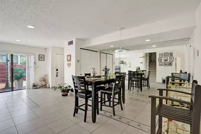 3003 Lakewood Ln, Hollywood, FL 33021 - Photo 15