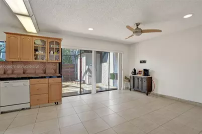 3003 Lakewood Ln, Hollywood, FL 33021 - Photo 5