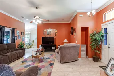 281 SW Callaway Dr, Other City - In The State Of Florida, FL 32024 - Photo 5