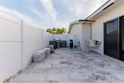 2415 NE 35th Dr, Fort Lauderdale, FL 33308 - Photo 33