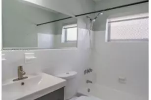 710 Meridian Ave, Miami Beach, FL 33139 - Photo 1