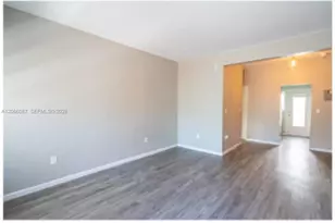 710 Meridian Ave, Miami Beach, FL 33139 - Photo 7