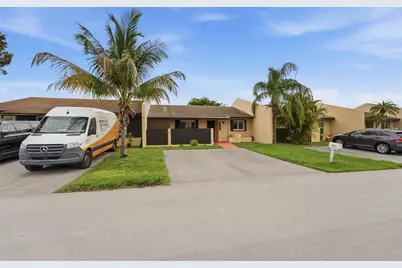 11601 SW 123rd Ave, Miami, FL 33186 - Photo 25