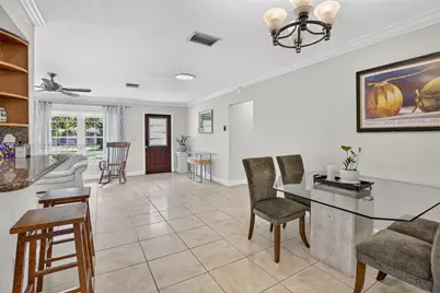 801 Ixora Ln, Plantation, FL 33317 - Photo 9
