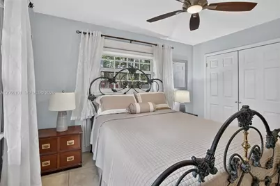 801 Ixora Ln, Plantation, FL 33317 - Photo 21