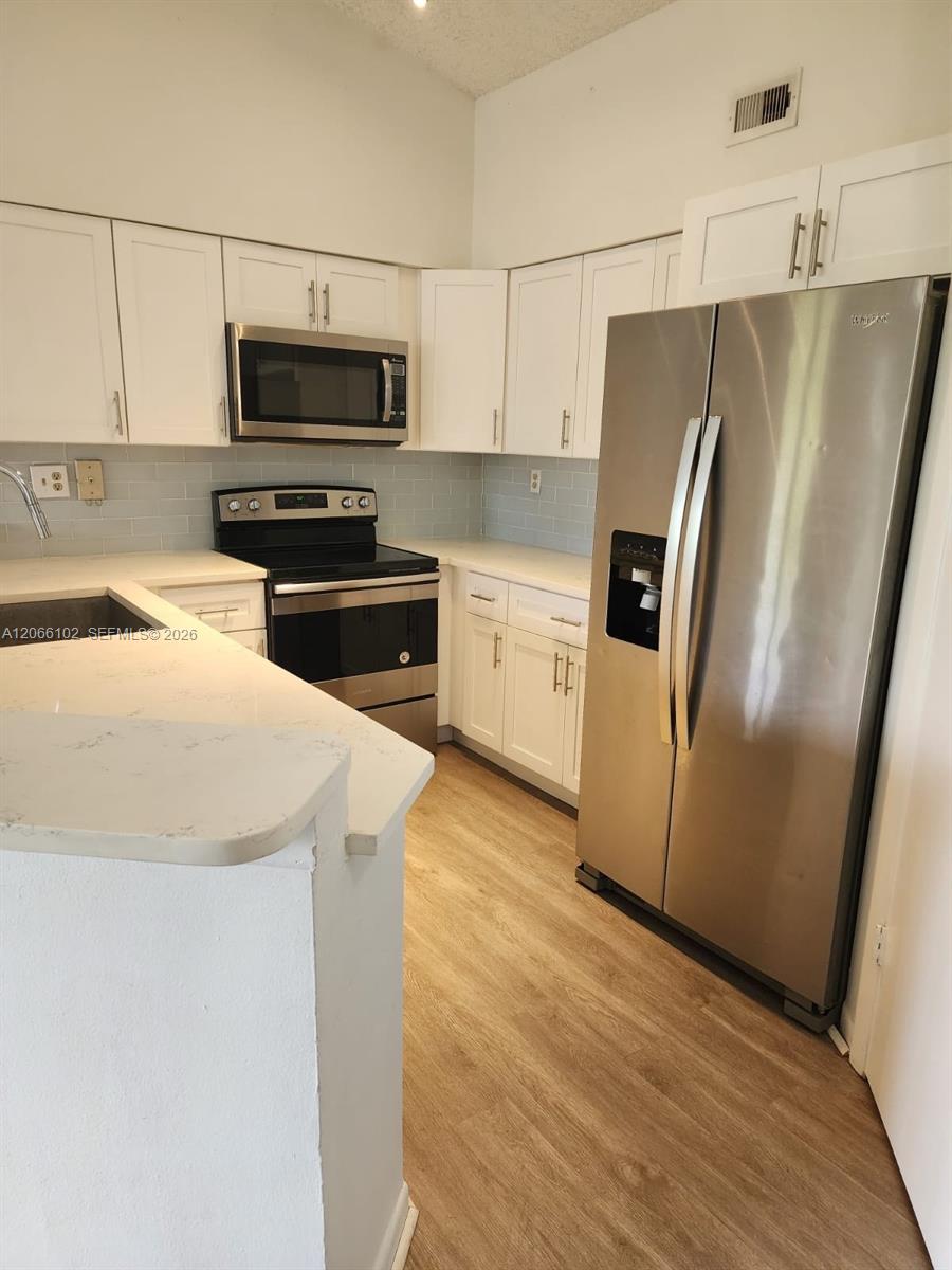 2445 SW 18th Terrace #711 - 2445 SW 18th Terrace #711, Fort Lauderdale, FL 33315 Luxury Property | Jose Angel Pina