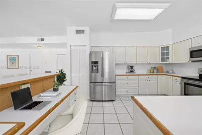 7605 SW 147th St, Palmetto Bay, FL 33158 - Photo 19