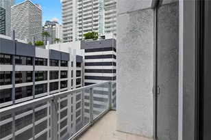 1060 Brickell Ave, Miami, FL 33131 - Photo 9