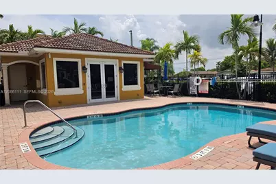 141 NW 2nd Ave #2, Hallandale Beach, FL 33009 - Photo 31