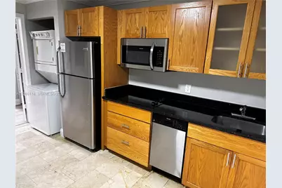 1750 NW 107th Ave #R701, Sweetwater, FL 33172 - Photo 9
