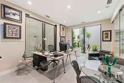 45 Valencia Ave, Coral Gables, FL 33134 - Photo 25