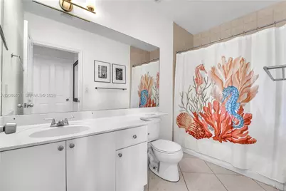 2280 SW 32nd Ave #403, Miami, FL 33145 - Photo 17