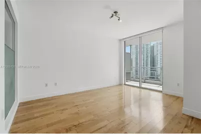 90 SW 3rd St #1801, Miami, FL 33130 - Photo 9