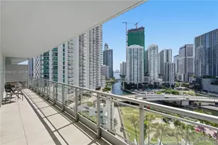 90 SW 3rd St, Miami, FL 33130 - Photo 1