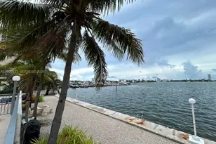7545 E Treasure Dr, North Bay Village, FL 33141 - Photo 17