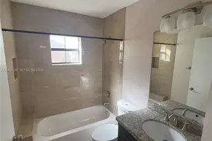 10700 NW 14th St, Plantation, FL 33322 - Photo 19