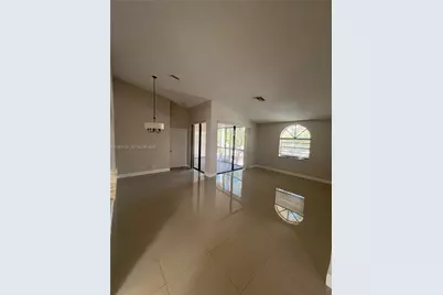 10700 NW 14th St #142, Plantation, FL 33322 - Photo 9
