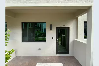 4683 NW 83rd Path, Doral, FL 33166 - Photo 5