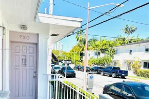 720 6th St, Miami Beach, FL 33139 - Photo 1