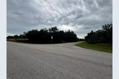 17425 Edgewater Dr, Port Charlotte, FL 33948 - Photo 5