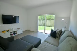 10026 Hammocks Blvd, Miami, FL 33196 - Photo 27