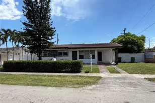 980 W 53rd Terrace, Hialeah, FL 33012 - Photo 5