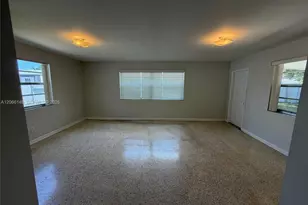 980 W 53rd Terrace, Hialeah, FL 33012 - Photo 3