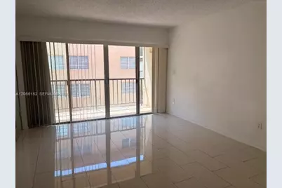 8893 Fontainebleau Blvd #304, Miami, FL 33172 - Photo 7