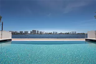 17301 Biscayne Blvd, North Miami Beach, FL 33160 - Photo 19