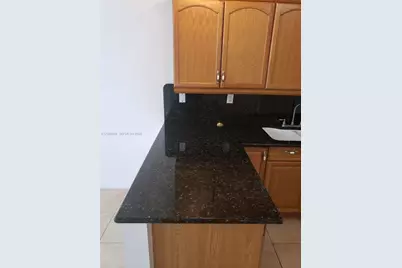 8425 NW 8th St #104, Miami, FL 33126 - Photo 11