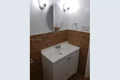 8425 NW 8th St #104, Miami, FL 33126 - Photo 13