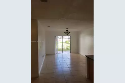 8425 NW 8th St #104, Miami, FL 33126 - Photo 5