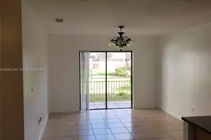 8425 NW 8th St, Miami, FL 33126 - Photo 5