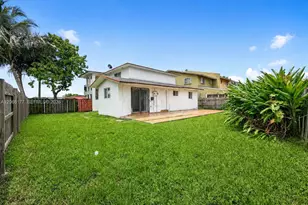 9103 SW 38th St, Miami, FL 33165 - Photo 23