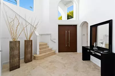 1490 Cleveland Rd, Miami Beach, FL 33141 - Photo 5