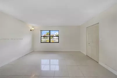 9405 Fontainebleau Blvd #112, Miami, FL 33172 - Photo 9