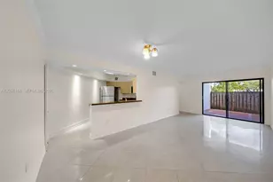 9405 Fontainebleau Blvd, Miami, FL 33172 - Photo 9