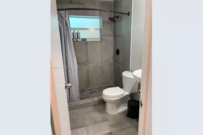 [Address not provided], Hallandale Beach, FL 33009 - Photo 9