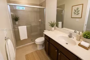 3514 W 88th Terrace, Hialeah, FL 33018 - Photo 13