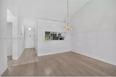 4626 E Lucerne Lakes Blvd E #202, Lake Worth, FL 33467 - Photo 9