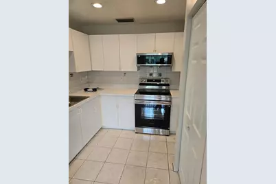 982 SW 9th Ct, Florida City, FL 33034 - Photo 7